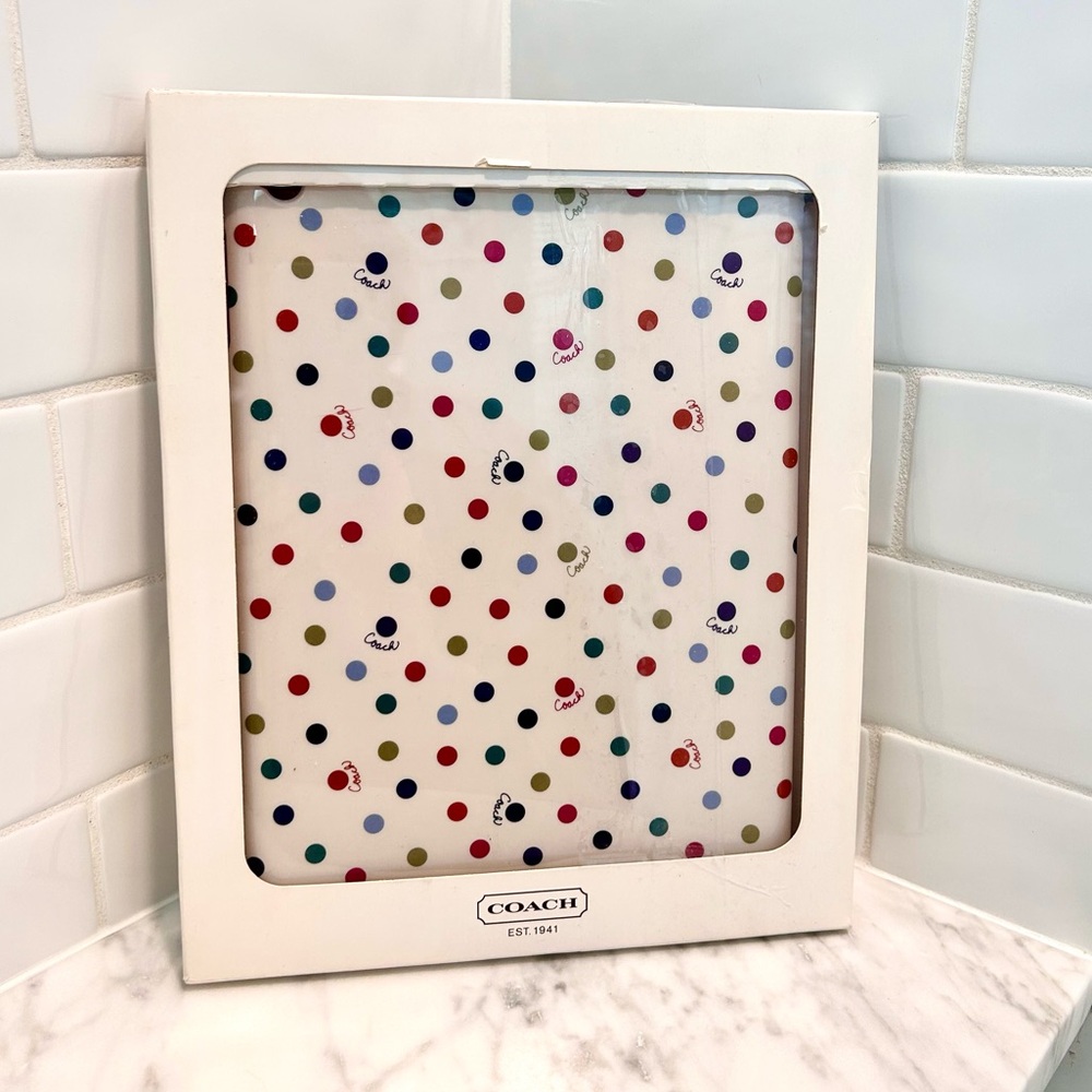 Coach Signature iPad Mini / Tablet Molded Hard Shell Case NWT - Picture 2 of 11